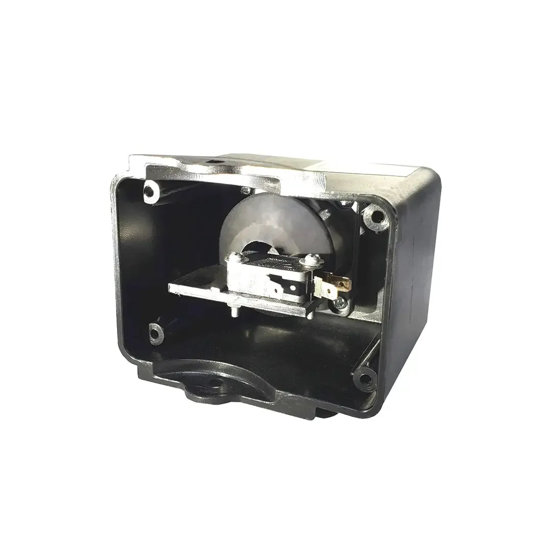 02117 / 02678 Switch Box