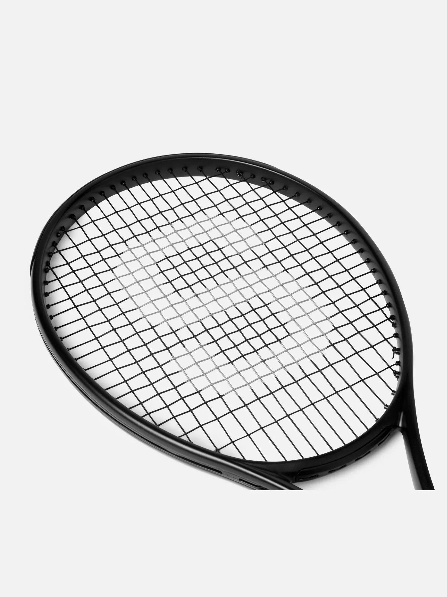 TENNIS RACKET